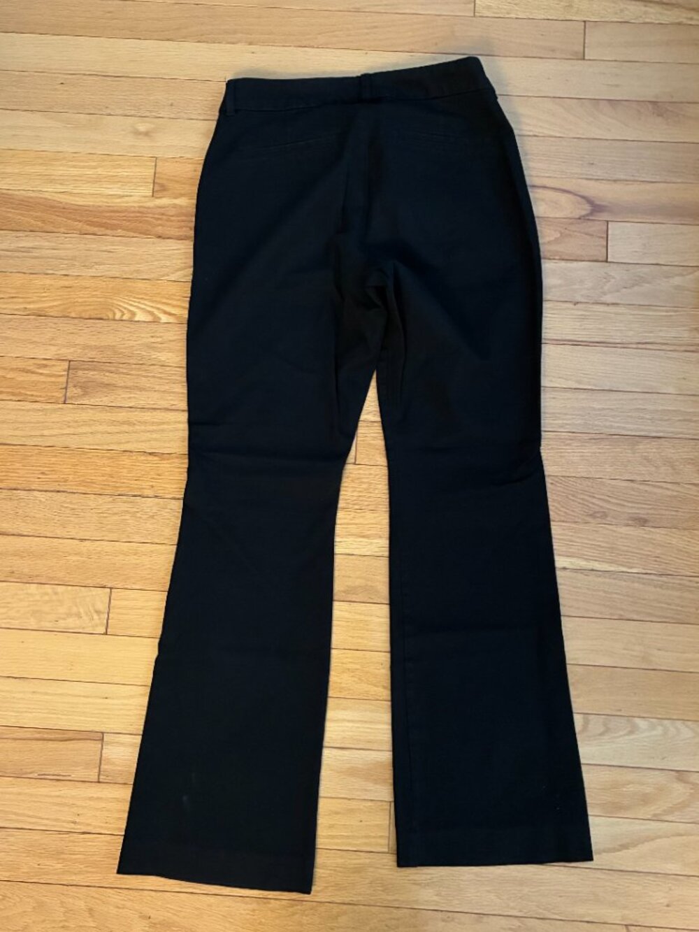 Old Navy High Rise Pixie Flare - Picture 2 of 3